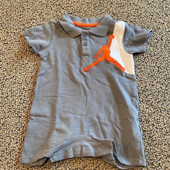 Air Jordan Gray& Orange Collard Onesie Size 12 Months in Like New Condition - Picture 1 of 6